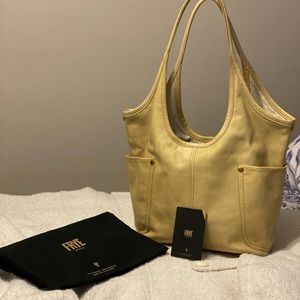 FRYE Campus Rivet Shoulder Leather Tote - Banana